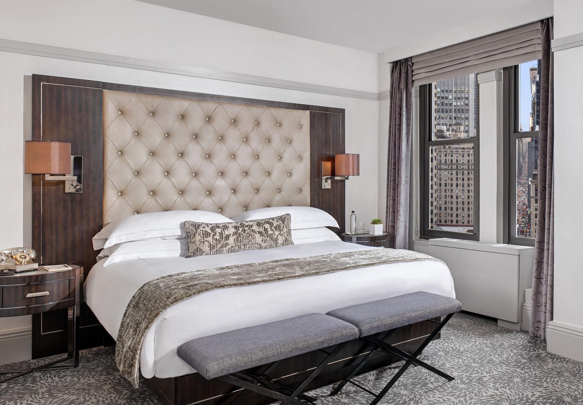 Westhouse Hotel New York Dış mekan fotoğraf A bedroom at the hotel